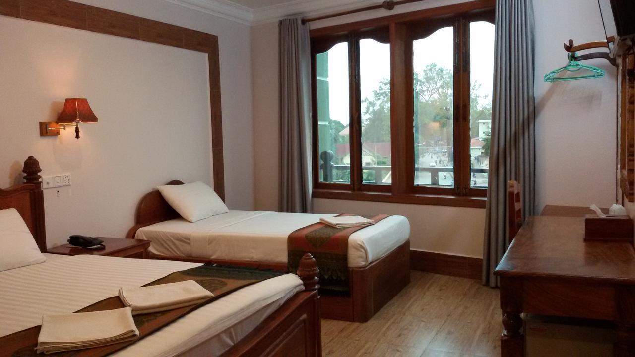 Angkor Comfort Hotel Battambang Exterior foto
